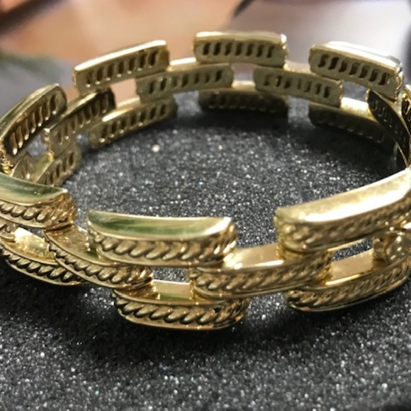 SOLD    David Yurman 18k Link Bracelet - Picture 2 of 8